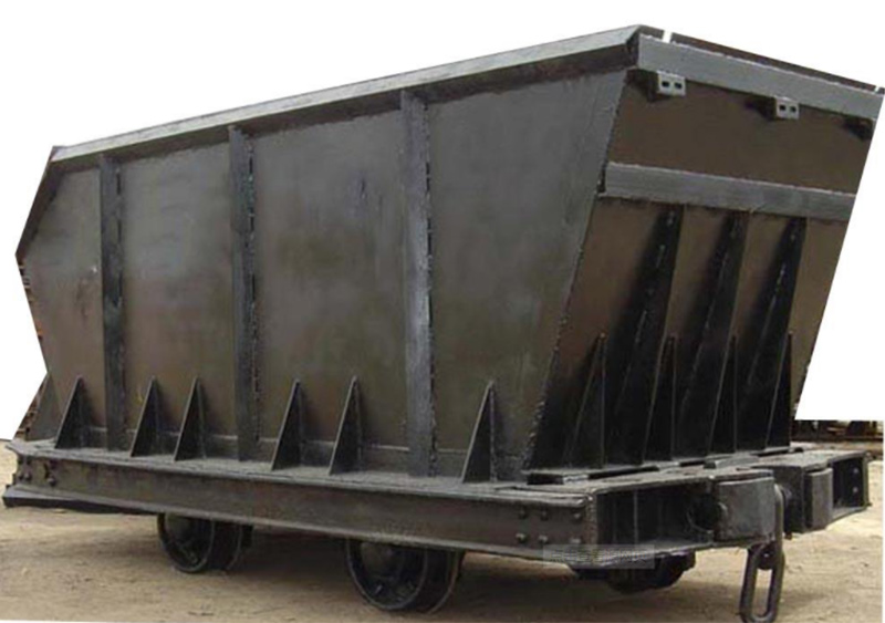 bottom (side) dumping mining wagon 5